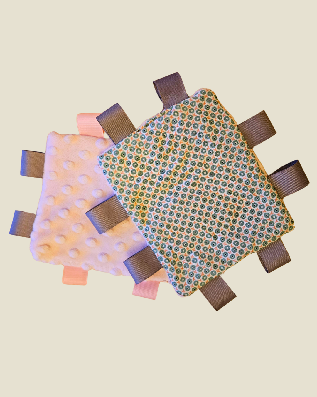Daisy Crinkle Toy